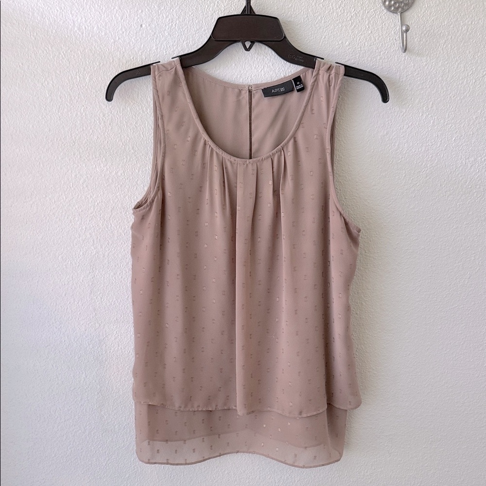 Apt. 9 Women's Beige Sleeveless Tank Top